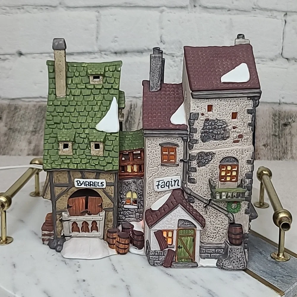 Department 56 Vtg Heritage Village Collection Oliver Twist 